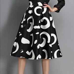 Geometric high waist skirt